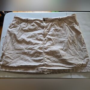 Croft‎ & Barrow Tan Patterned Skort